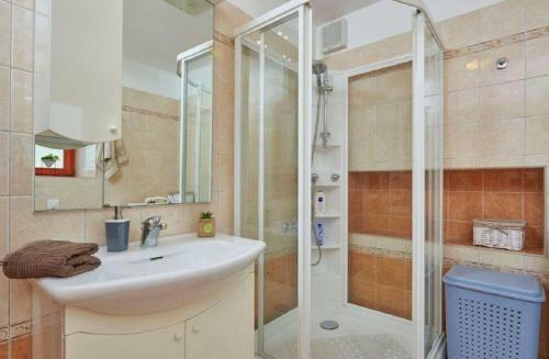 Apartamento Villa Venore - Villa Mit Pool Bei Motovun