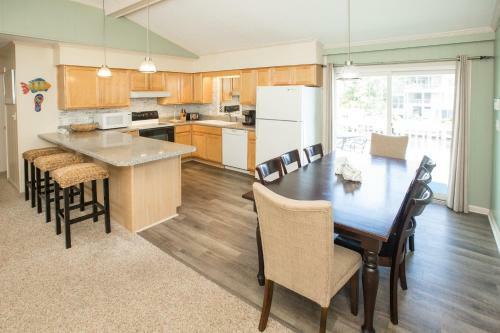 Bayside Bungalow