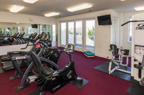 The Sandbridge Dunes - Captains' Quarters 408