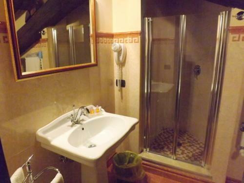 Hotel Relais Il Postiglione - Antica Posta Dei Chigi