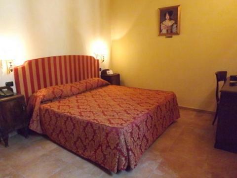 Hotel Relais Il Postiglione - Antica Posta Dei Chigi