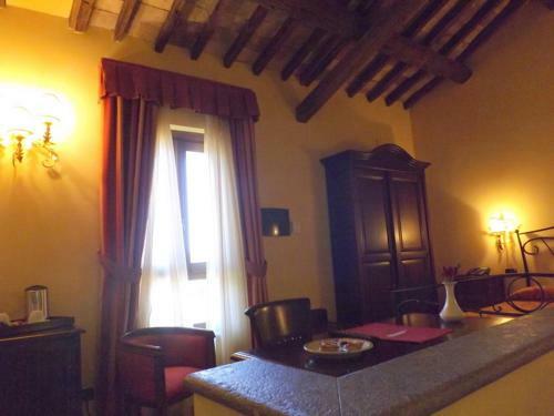 Hotel Relais Il Postiglione - Antica Posta Dei Chigi