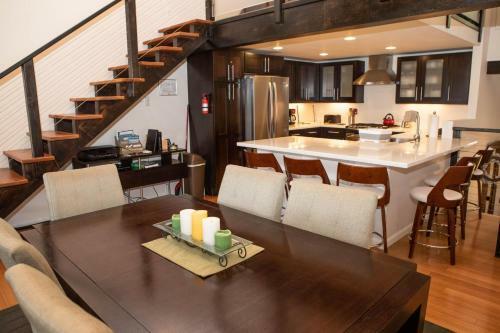 Ridgepoint Townhomes