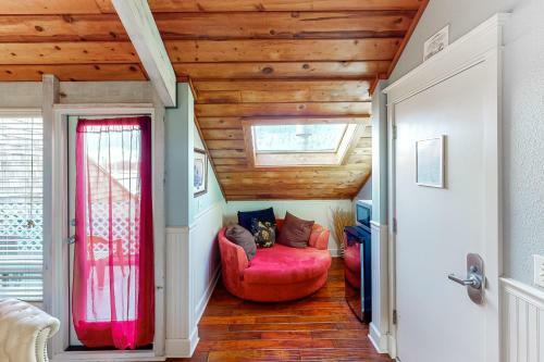 Beautiful Briny Retreat
