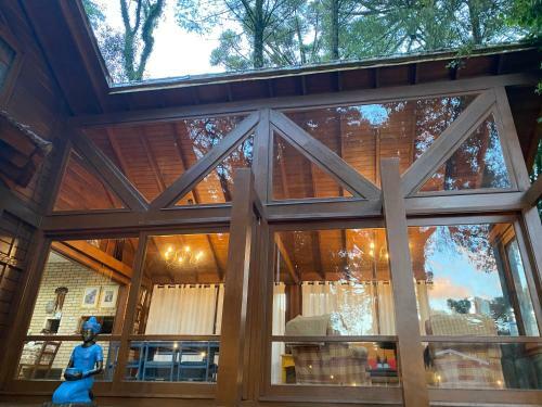 Casa Estilo Canadense - Canela