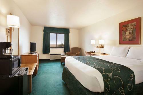 Hotel Travelodge By Wyndham Vaughn