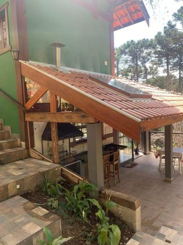 Chal� Arauc�ria Campos Do Jordao