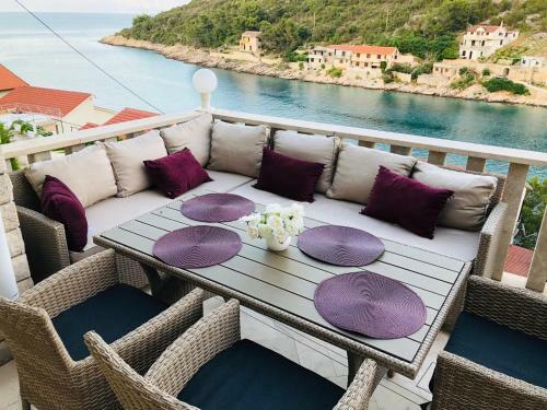 Hvar Beach Villa