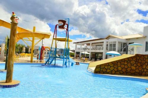 Apartamento Resort Do Lago Park Hotel