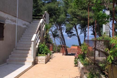 Apartments With A Parking Space Jelsa, Hvar - 4586