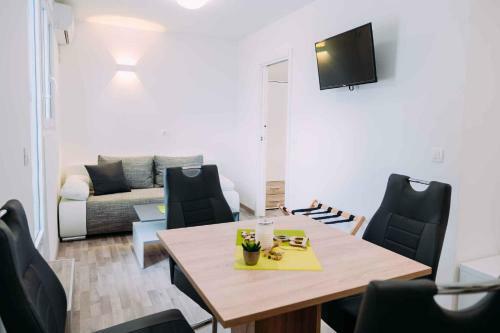 Apartments In Klimno - Insel Krk 42235