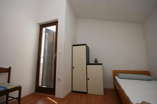 Apartments With A Parking Space Mandre, Pag - 6473