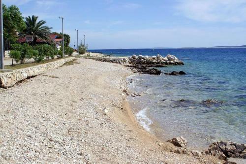 Apartments With A Parking Space Mandre, Pag - 17305