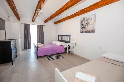 Holiday Home Ante - Garden Terrace