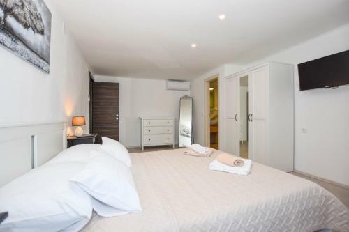Holiday Home Ante - Garden Terrace