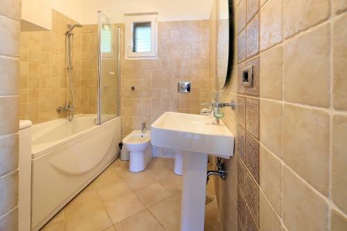 Apartment Vincent With Beautiful Sea View Terrace