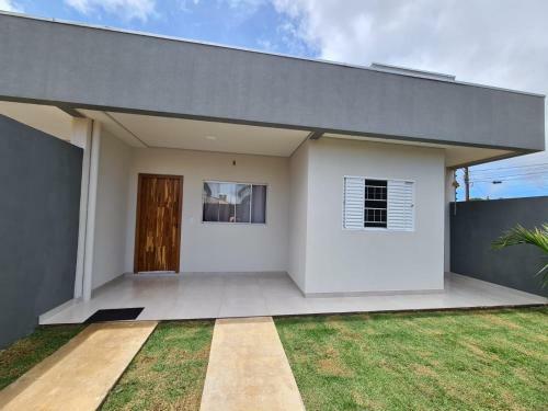Casa Nova Agrad�vel E Aconchegante