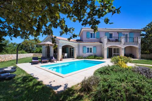 Villa Krmed With Private Pool