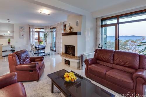 Super Luxuri�se Villa Directly On The Sea
