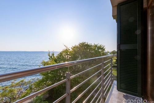 Super Luxuri�se Villa Directly On The Sea