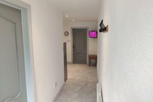 Luxury 'cois Abhainn' Self Catering Apartment