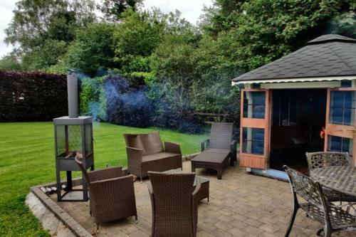 Luxury 'cois Abhainn' Self Catering Apartment