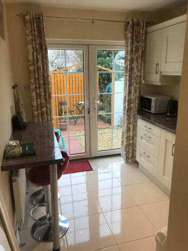 Self Contained 1 Bed Apartment