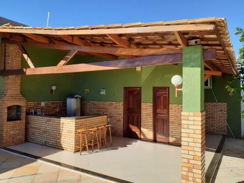 Apartamento Deck Com Su�te/piscina/garagem. Pr�x. Ufca/unile�o