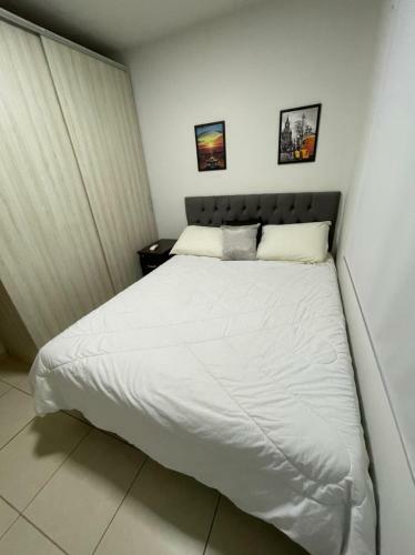 Excelente Apartamento Inteiro Proximo Uem E Centro 806