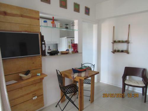 Sahy - Aldeia Dos Reis, Condado - Apartamento Quarto E Sala