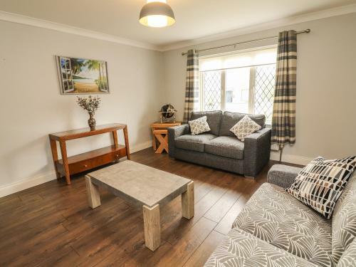 17 Clover Hill