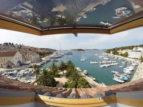 Apartamento Hvar Attic Modern Design - Town Center With A Great View