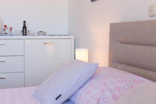 Hostal Apartments Jakic 1
