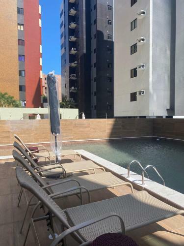 Nov�ssimo Apartamento C/ Varanda A 300 M Da Praia
