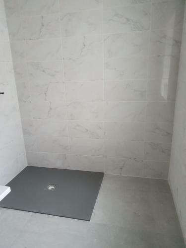 Luxury 6 Bedroom Spiddal Villa, Jacuzzi, Balcony