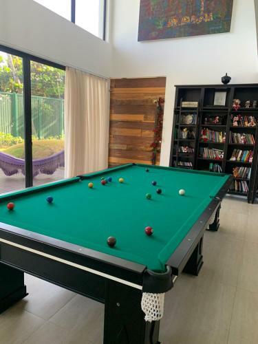 Casa Beira-mar Em Condom�nio Fechado!