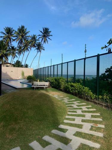 Casa Beira-mar Em Condom�nio Fechado!