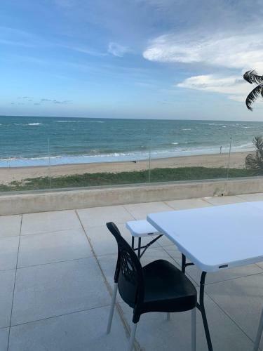 Casa Beira-mar Em Condom�nio Fechado!