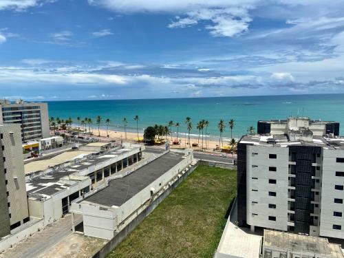 Apartamento Quarto/sala A Uma Quadra Da Praia, Com Vista Mar!
