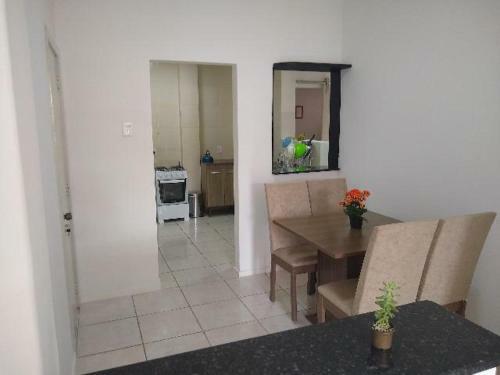 Apartamento Quarto Aconchegante Em Ap�, No Cal�ad�o