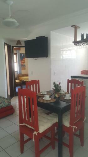 Apartamento Com Piscina