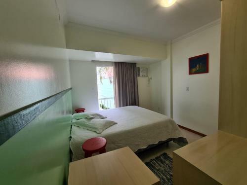 Apartamento Apto C/ Piscina - 150m Da Praia de Bombas