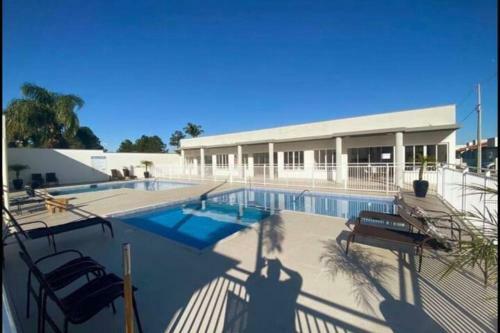 Cozy Holiday Home In Gated Community With Pool