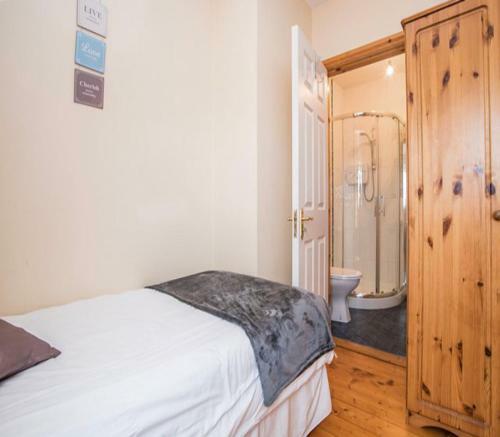 Superior 4 Bed House In Moville Donegal .