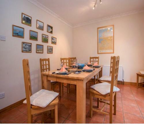 Superior 4 Bed House In Moville Donegal .