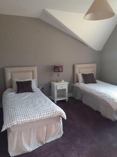 Single Room In Lovely Country Residence