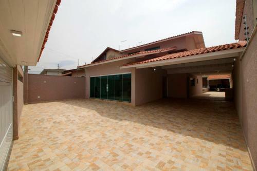 Peruibe Casa C Churrasq E Piscina A 200m Da Praia
