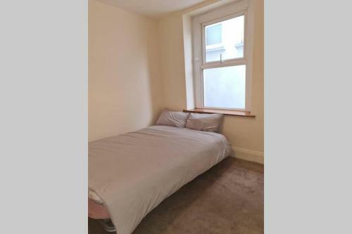 1 Bed Room Apartment