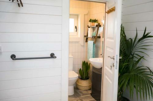 The Paddocks Cabin - Stylish, Cozy & Private