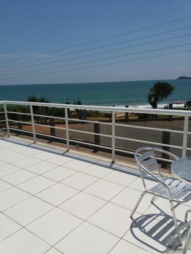 Casa De Vidro Perfeita A 25 Metros Da Praia
